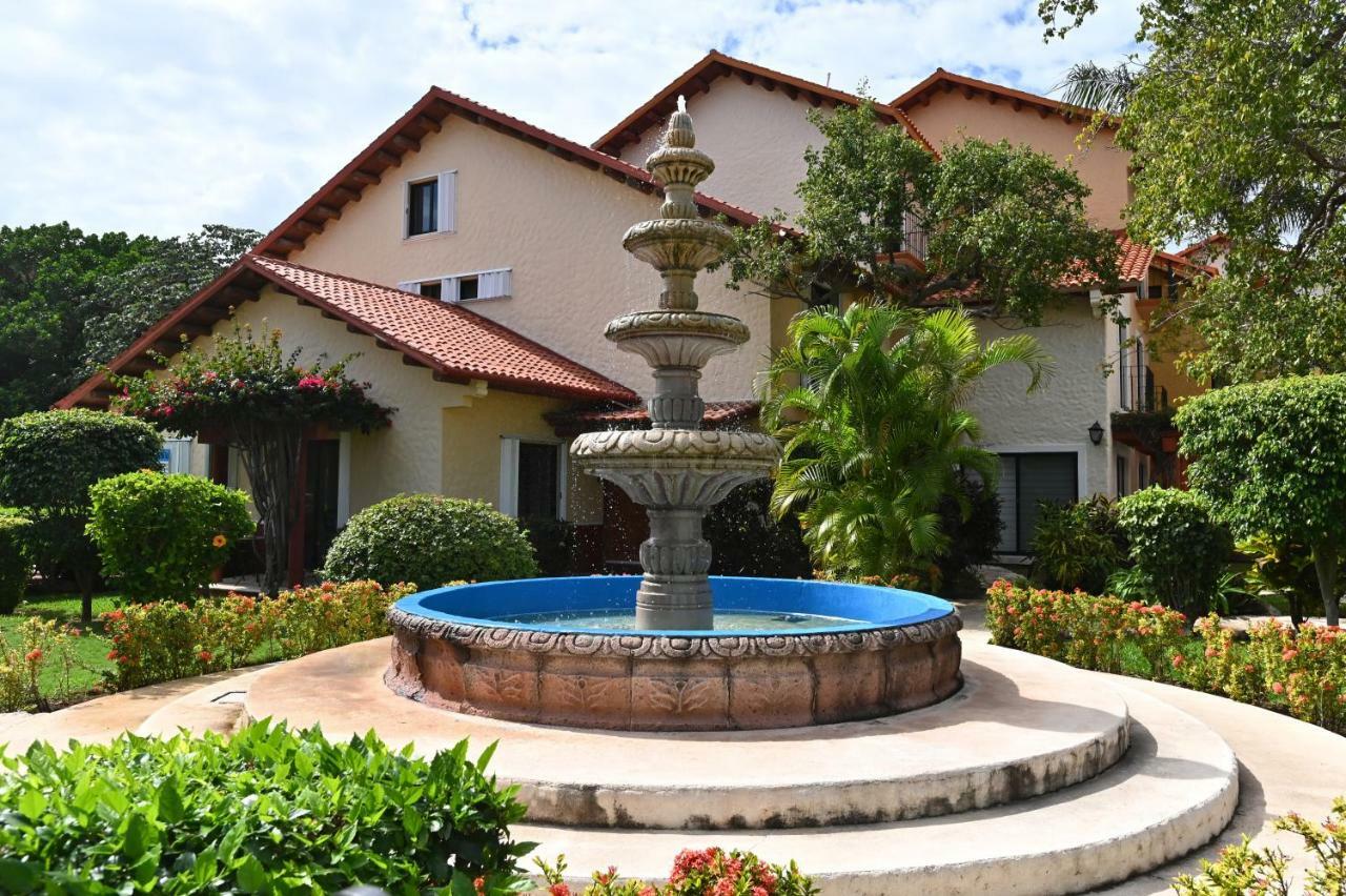 Santa Fe Villa *